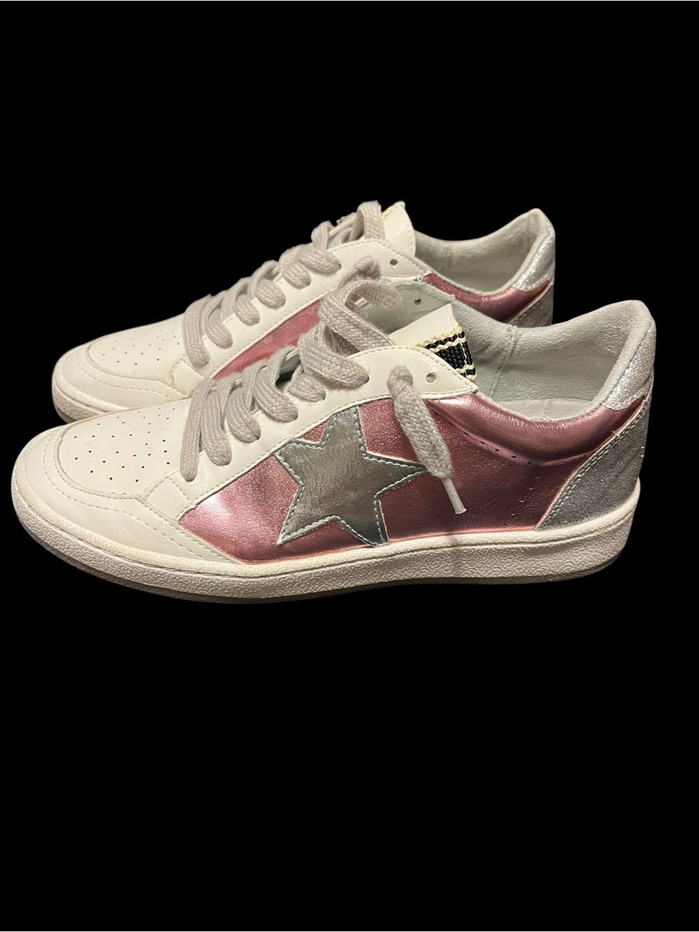 ShuShop Paz Metallic Pink Sneakers With Glitter Accents Size 7.5